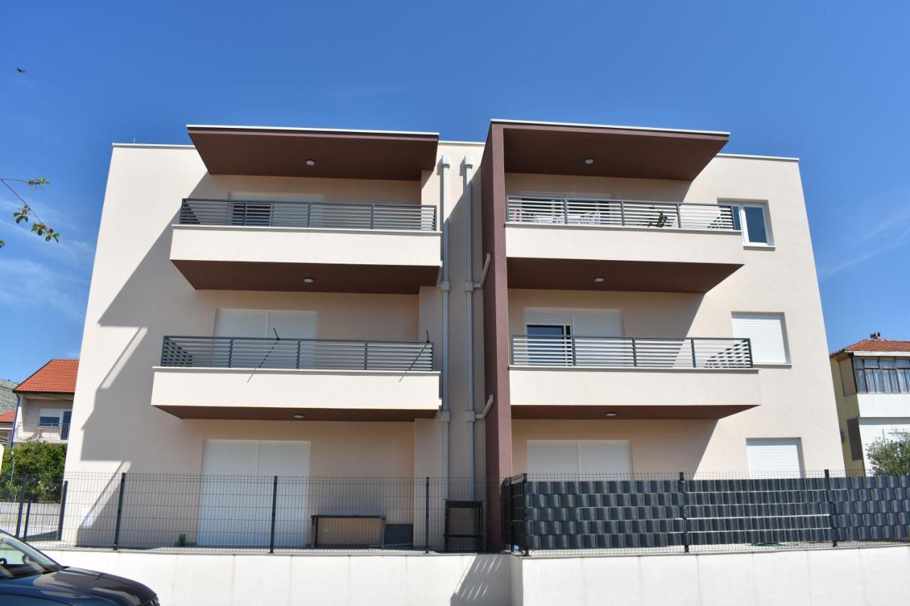 Apartment Ivi Трогир Экстерьер фото