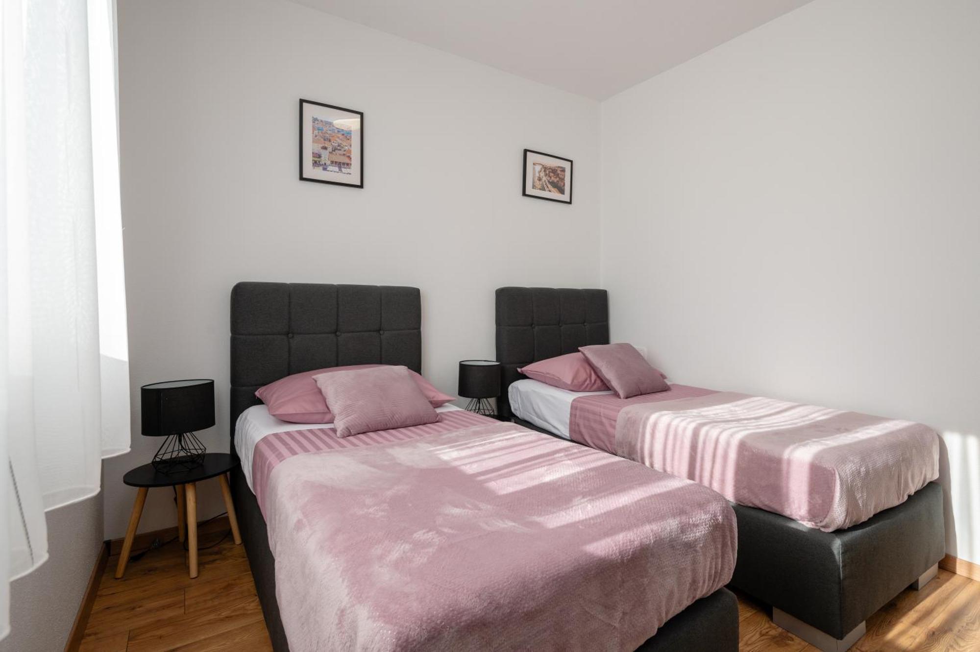 Apartment Ivi Трогир Экстерьер фото